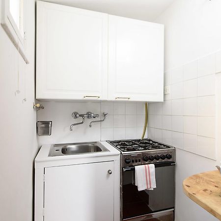 White Terrace Apartment Navona روما المظهر الخارجي الصورة