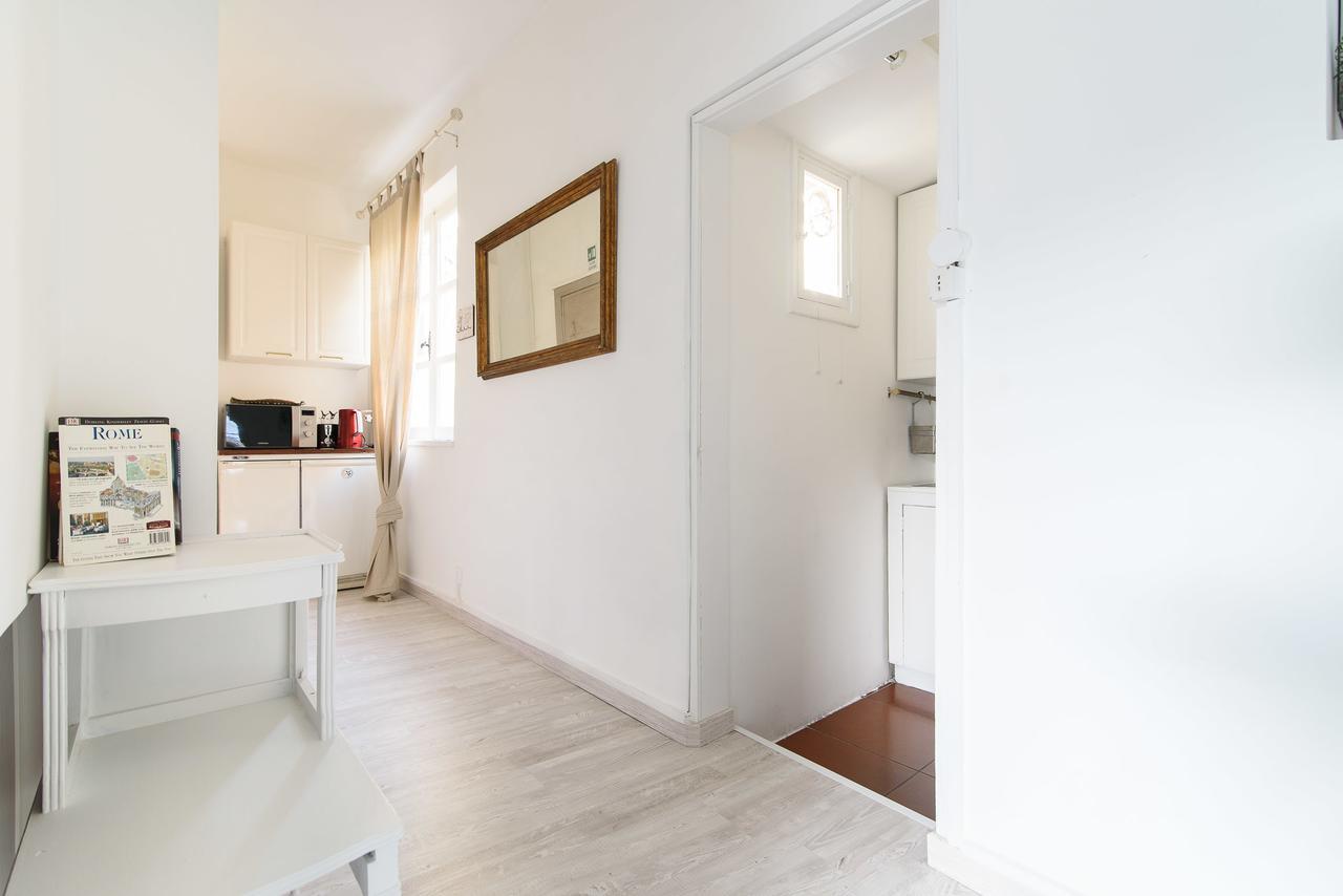 White Terrace Apartment Navona روما المظهر الخارجي الصورة